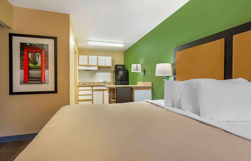 Extended Stay America Suites - Kansas City - Shawnee Mission Merriam Room photo