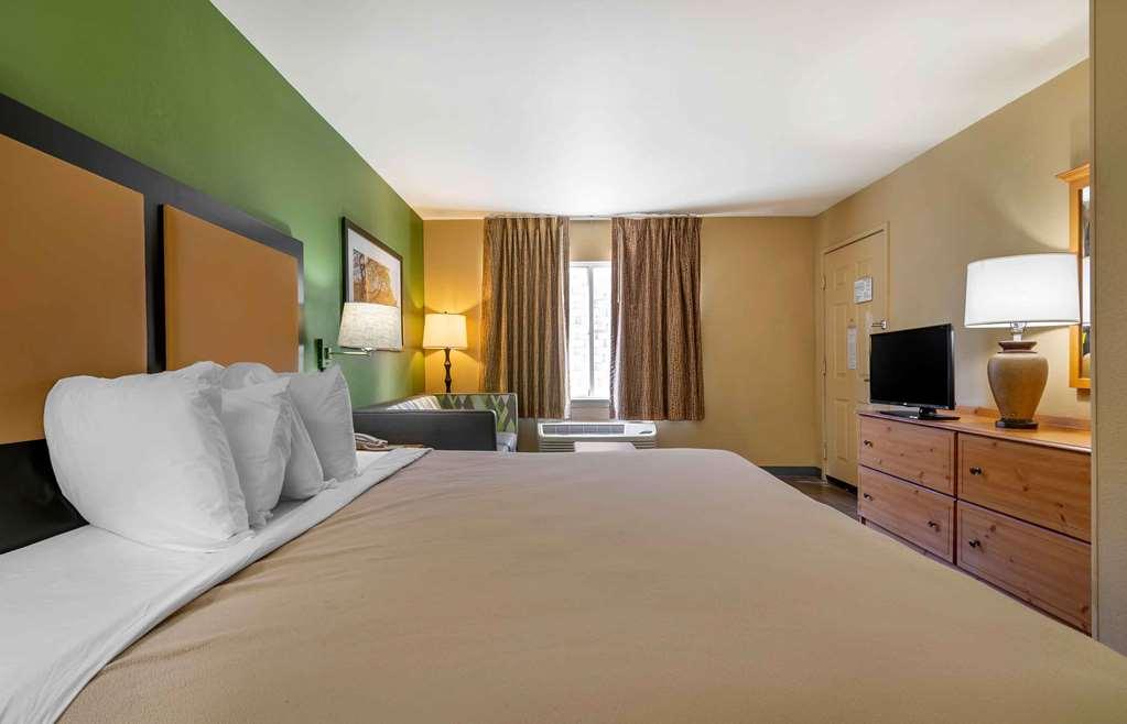 Extended Stay America Suites - Kansas City - Shawnee Mission Merriam Room photo