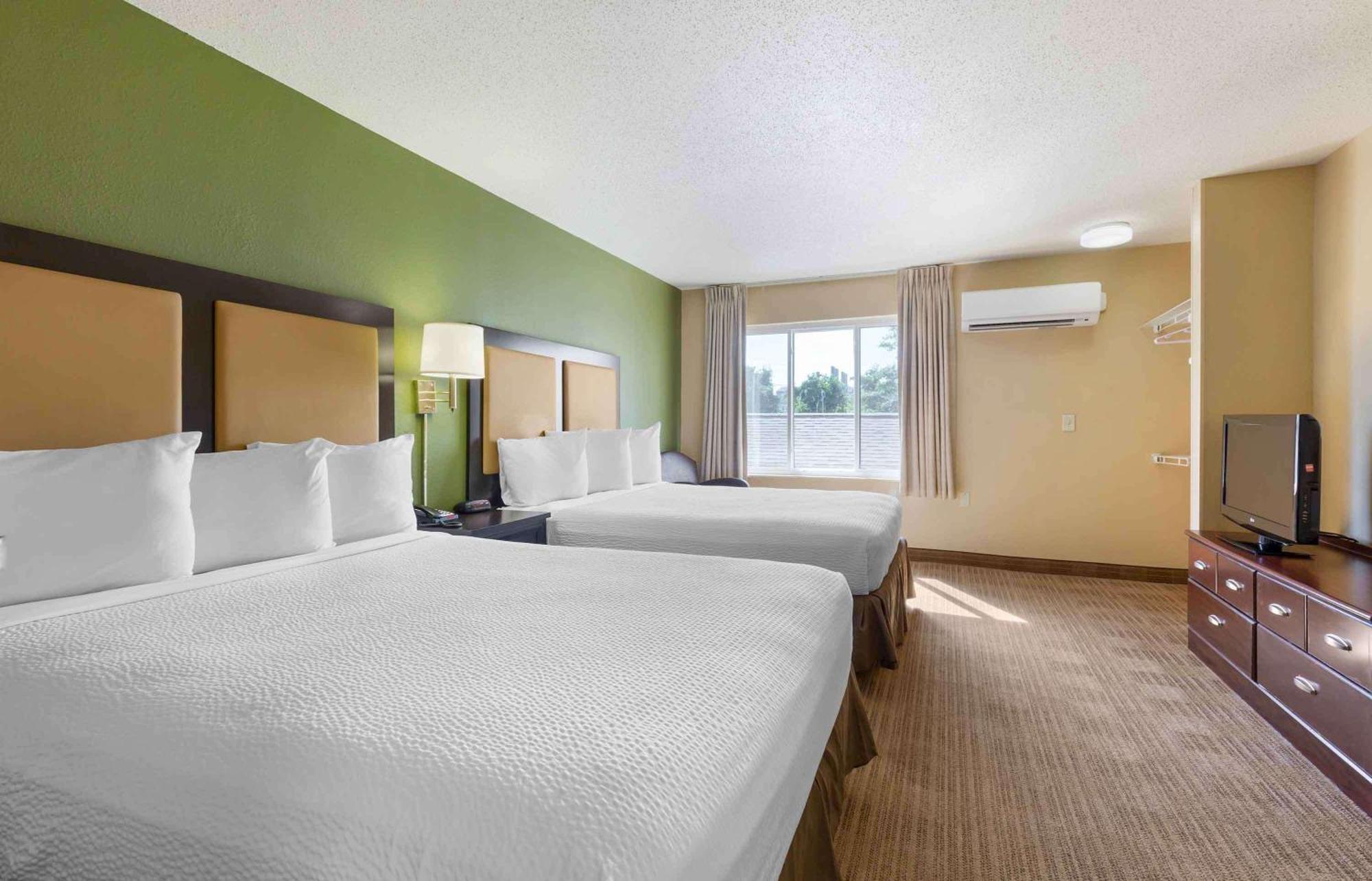 Extended Stay America Suites - Kansas City - Shawnee Mission Merriam Exterior photo
