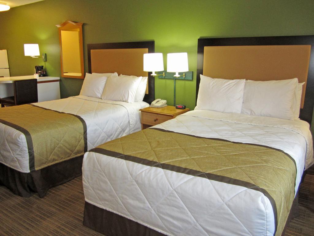 Extended Stay America Suites - Kansas City - Shawnee Mission Merriam Exterior photo